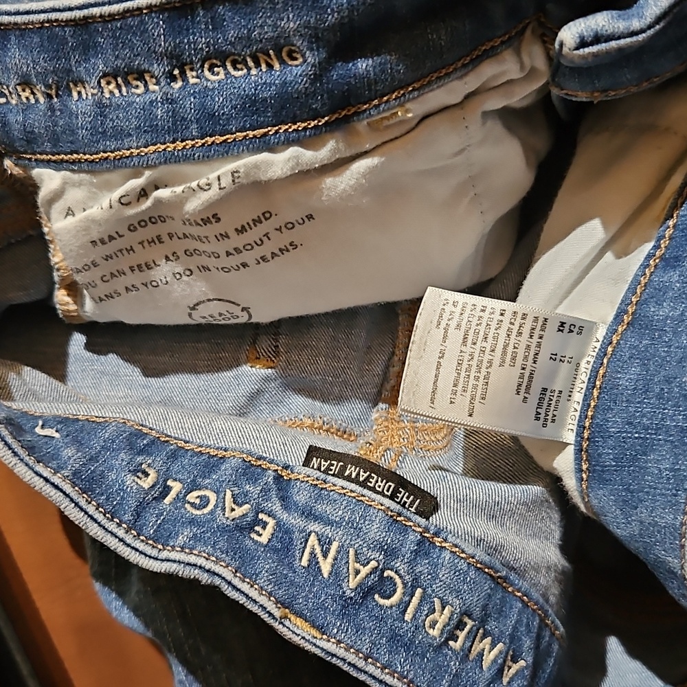 American Eagle Distressed Blue The Dream Jean Curvy Hi-Rise Jegging Jeans - Picture 3 of 3